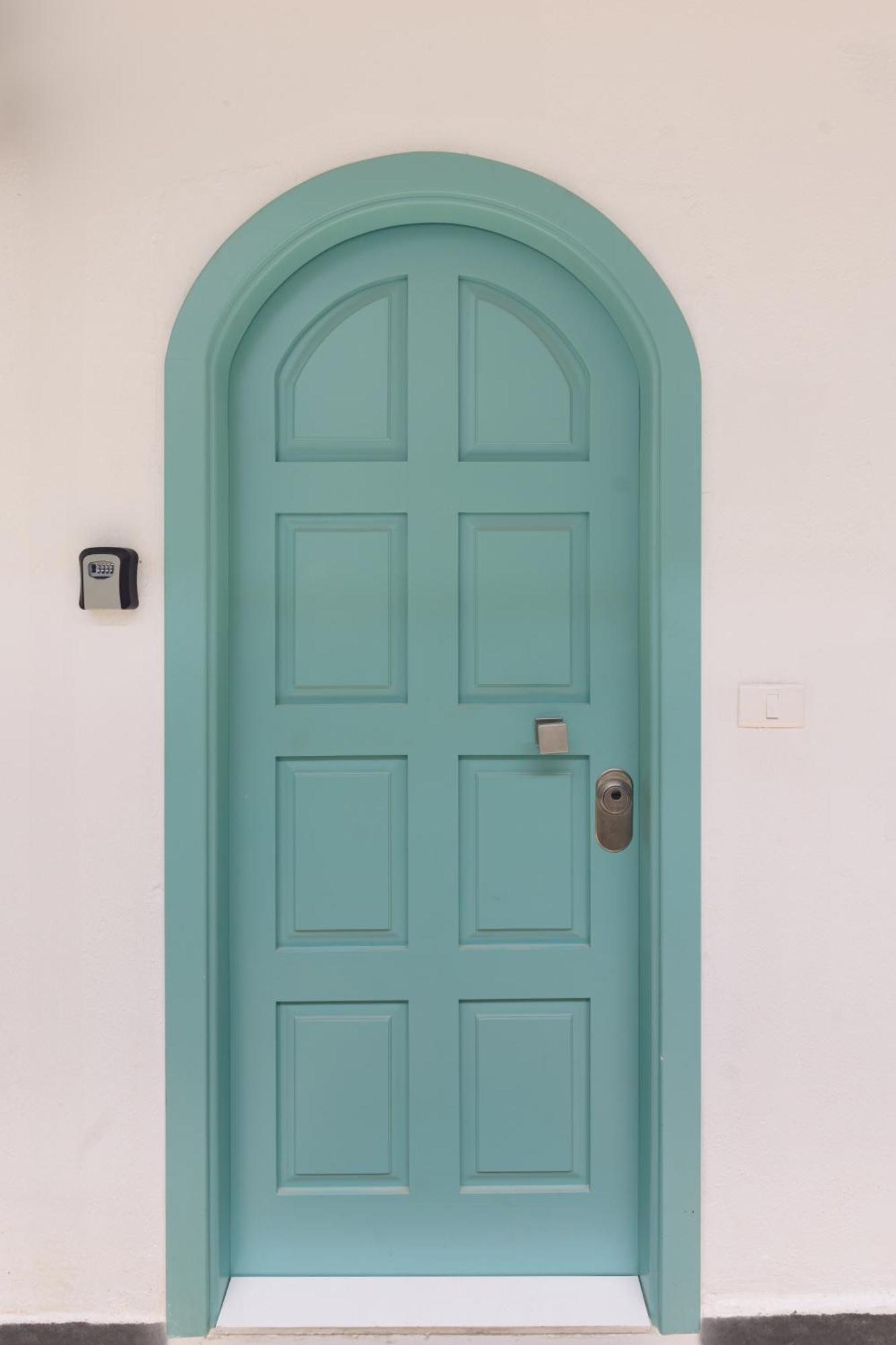 Teal Apartment *